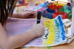 Art Bags: Creative Activities for Schools and Clubs