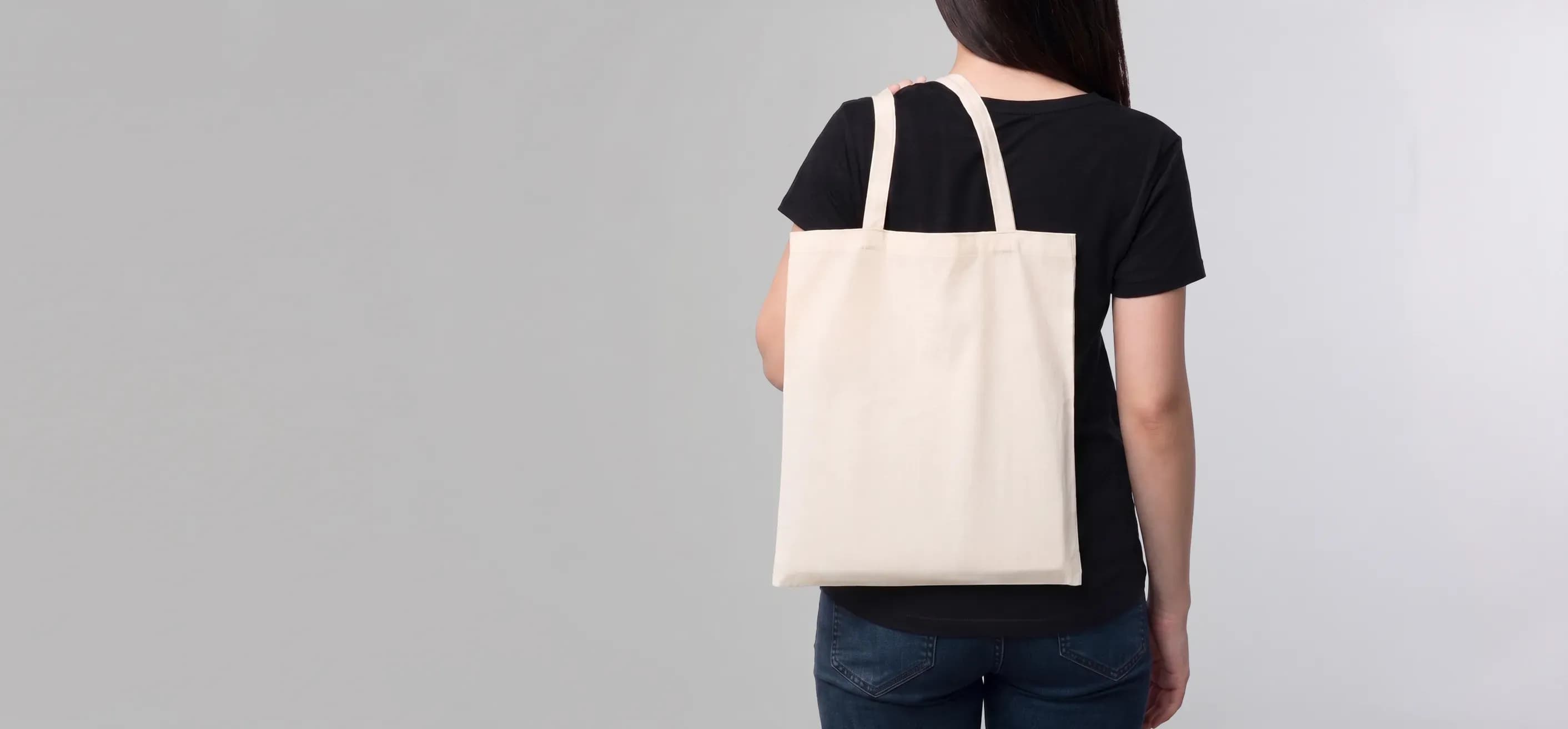 Canvas shoulder bags: A stylish choice for a sustainable lifestyle